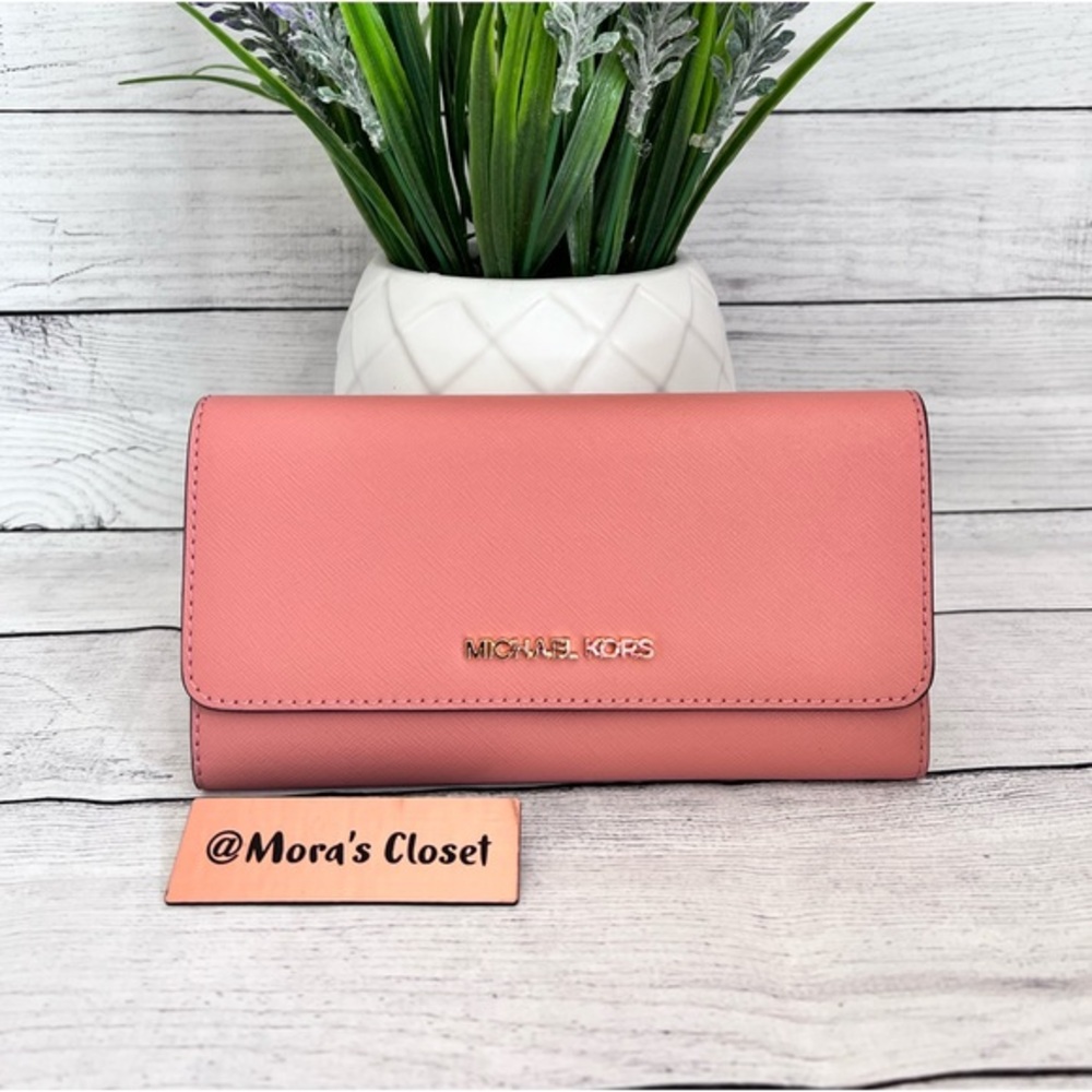 🦋Michael Kors Wallet